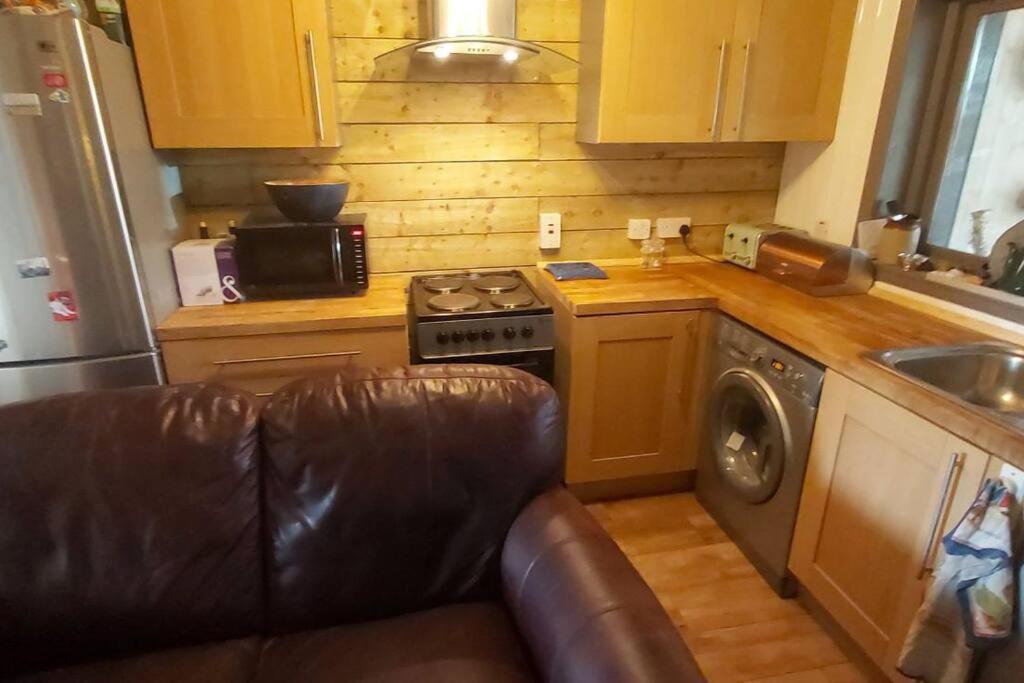 Captain Tom'S. A Cosy Wee House In Lochinver . Лохинвер Экстерьер фото